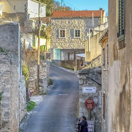 Jully With Swimming Pool شقة Babino Polje