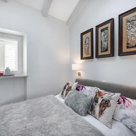 Jully With Swimming Pool