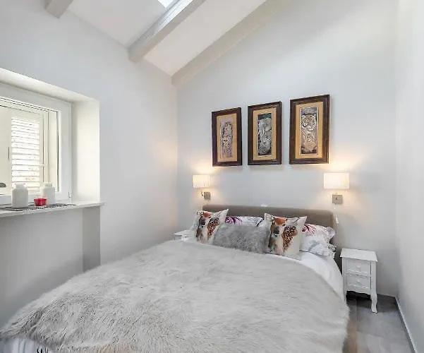 Jully With Swimming Pool Lägenhet Babino Polje