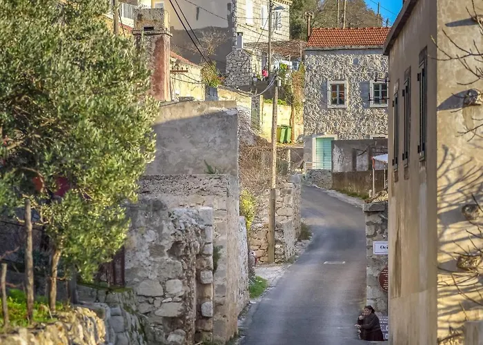 Lägenhet Jully With Swimming Pool *